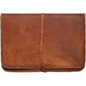 GUSTI LEDER 'Christofer' laptoptas 13 inch | 100% geitenleer | bruin | uniseks | slim verpakt en een lust voor het oog!