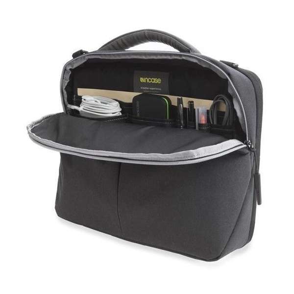 Incase Reform Brief TENSAERLITE 13 inch Black Incase Reform Brief TENSAERLITE 13 inch Black