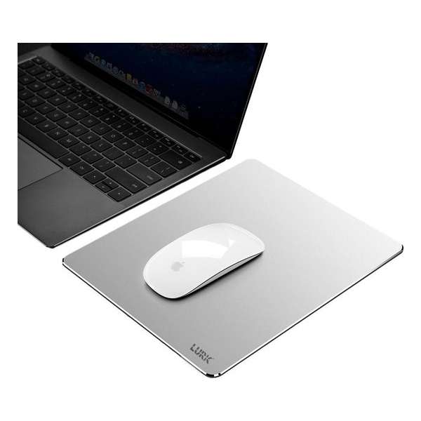 LURK® Slim ALU magic muismat - Premium aluminium mouse pad – Voor alle computermuizen – Ultradun - Space gray/zilver LURK® Slim ALU magic muismat - Premium aluminium mouse pad – Voor alle computermuizen – Ultradun - Space gray/zilver