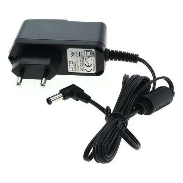 OTB Voedingsadapter 12V / 0,7A / 8,4W - 5,5 x 3,3mm (met pin) voor o.a. Makita bouwradio's