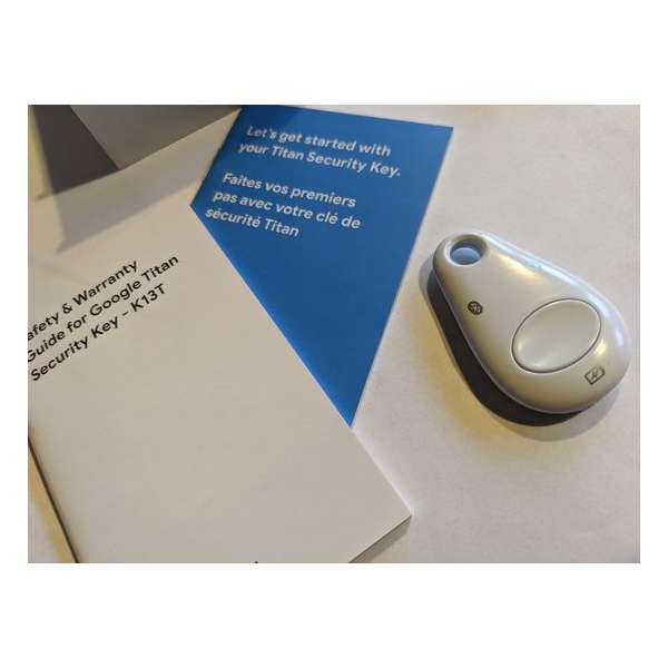 Google Titan USB/NFC/Bluetooth Security Key Google Titan USB/NFC/Bluetooth Security Key