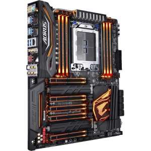 Gigabyte X399 AORUS Gaming 7 Socket TR4 ATX AMD X399