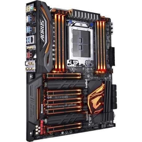 Gigabyte X399 AORUS Gaming 7 Socket TR4 ATX AMD X399