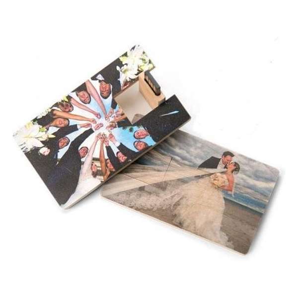 Hout creditcard usb stick foto of naam bedrukken