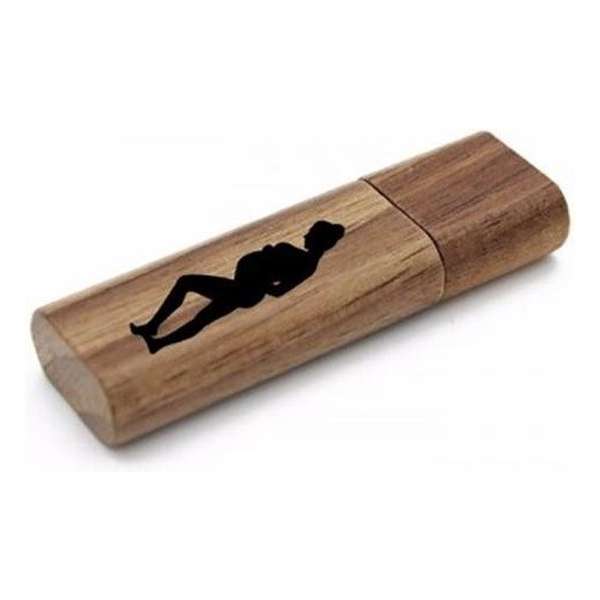 Walnoot hout usb stick met naam, tekst of logo bedrukken